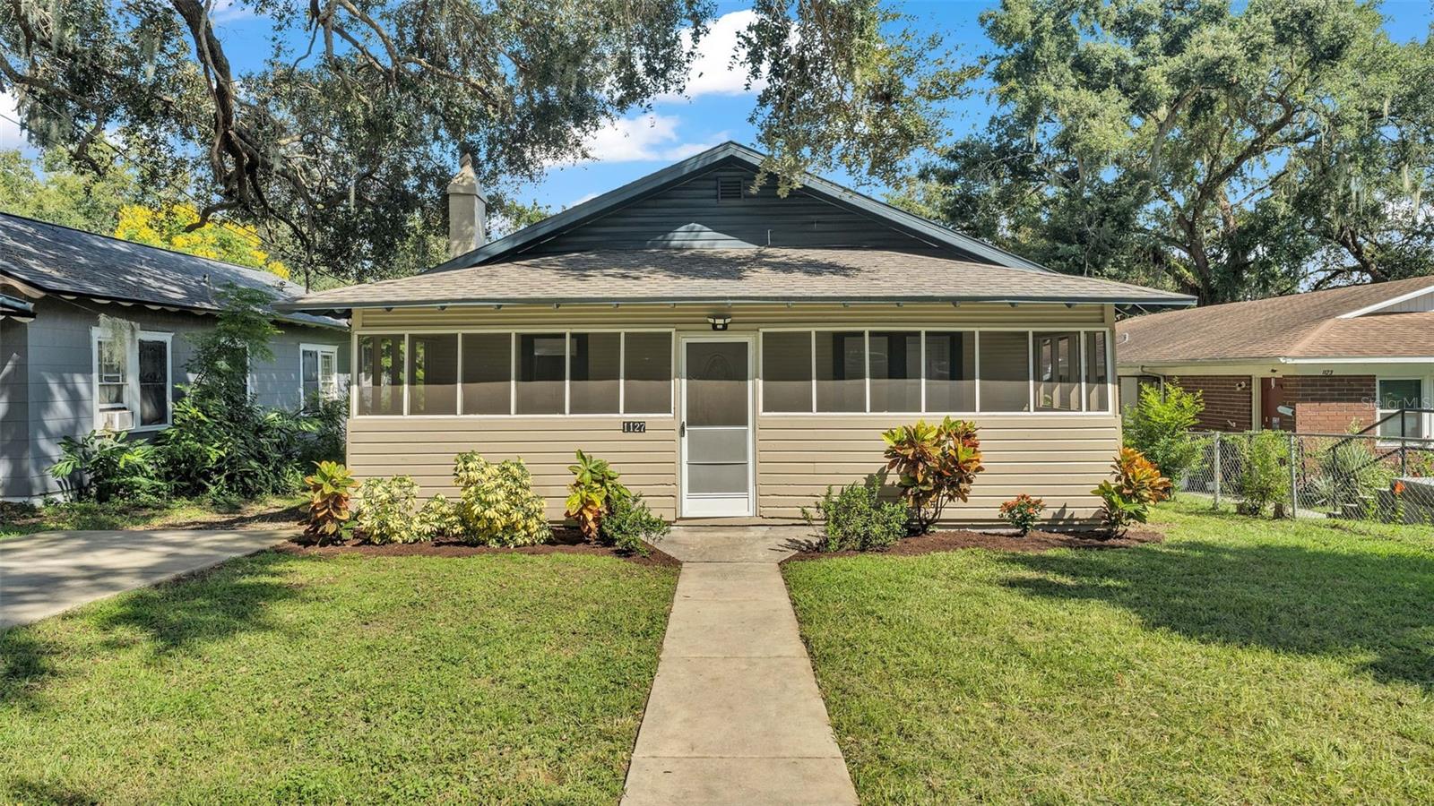 1127 N STELLA AVE