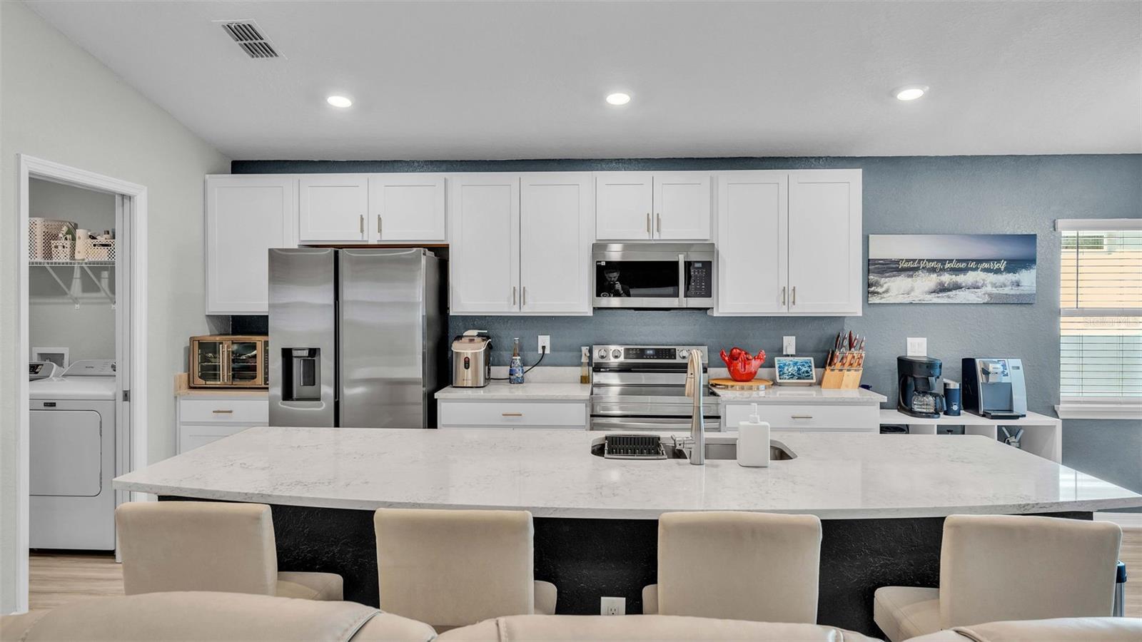 6936 PEBBLEBROOKE WAY