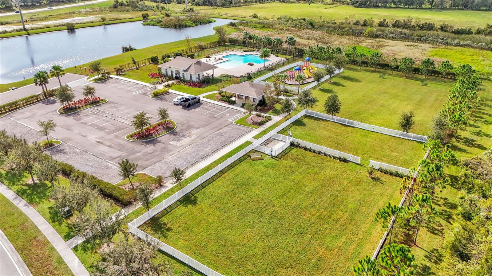 6936 PEBBLEBROOKE WAY