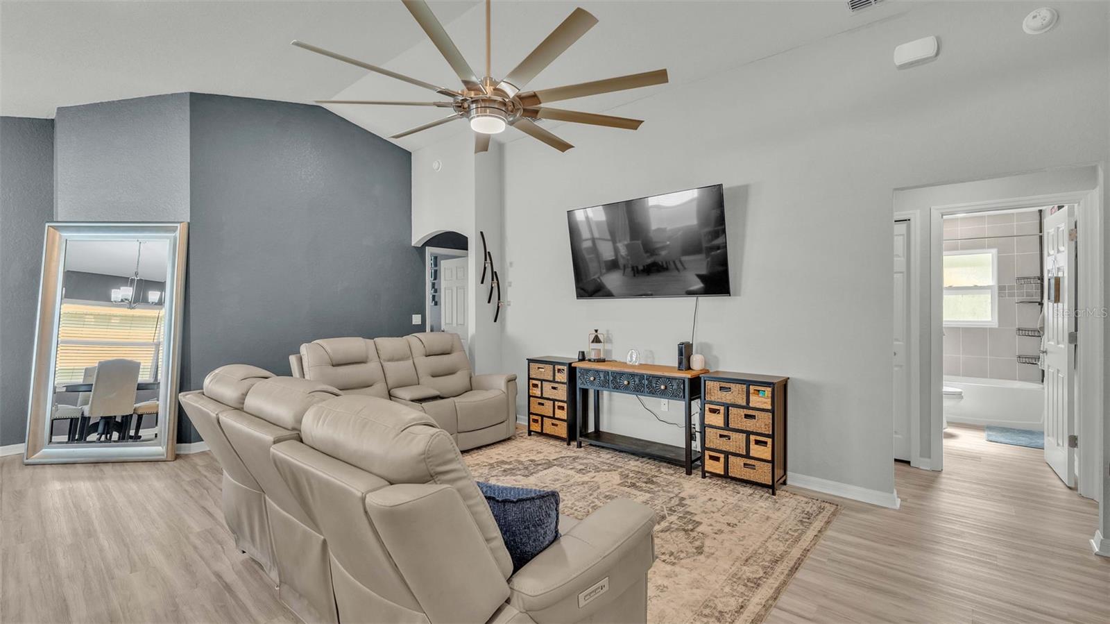 6936 PEBBLEBROOKE WAY