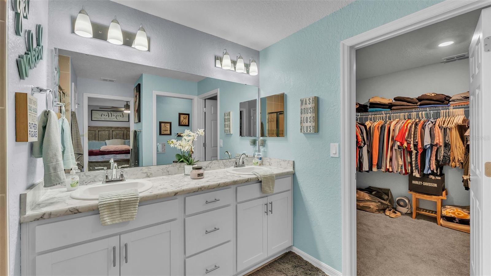 6936 PEBBLEBROOKE WAY