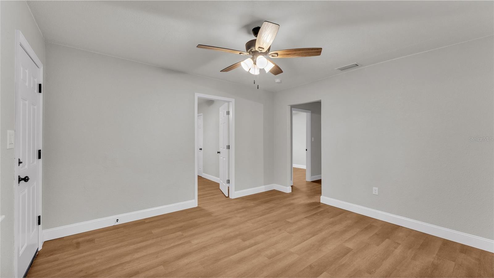 865 S 9TH AVE