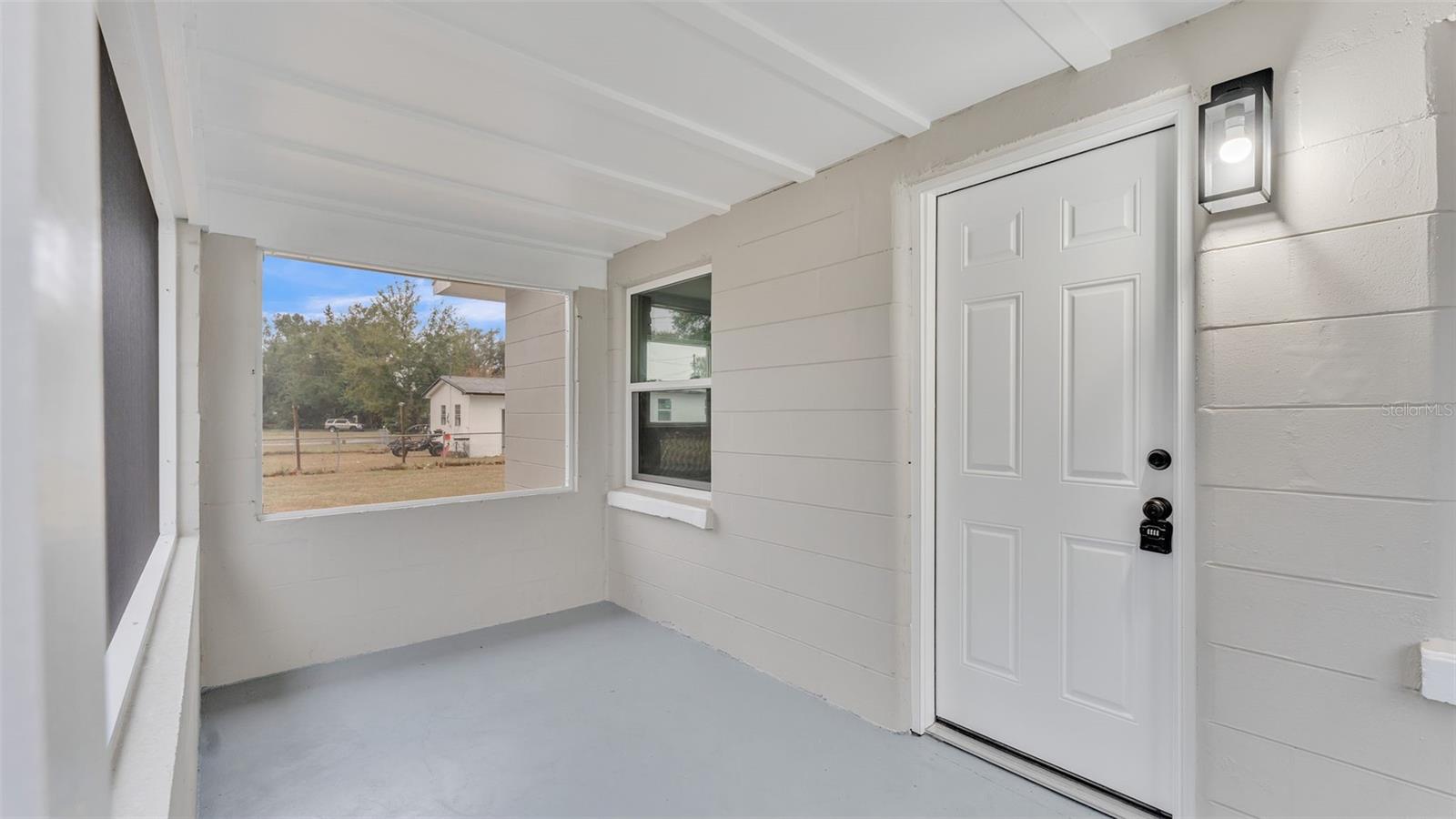 865 S 9TH AVE