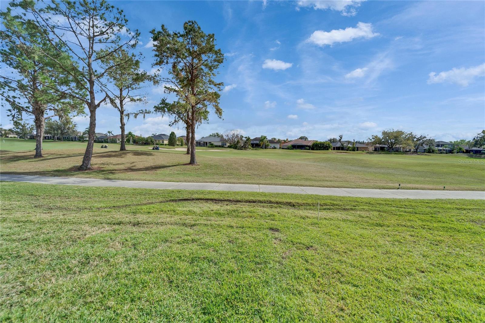 565 OSPREY LANDING DR