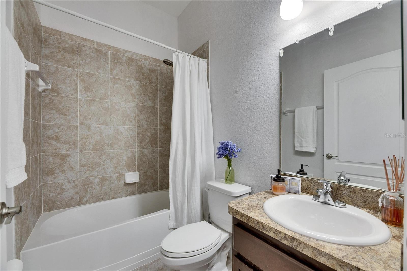 1232 EVERGREEN PARK CIR