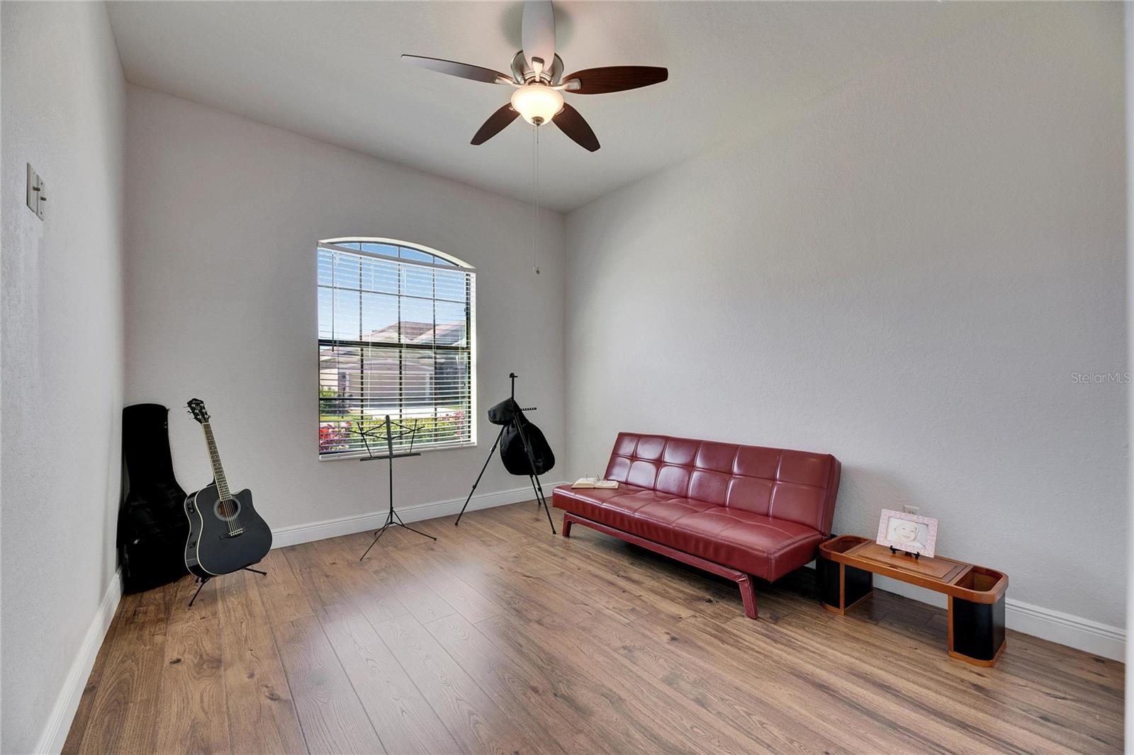 1232 EVERGREEN PARK CIR