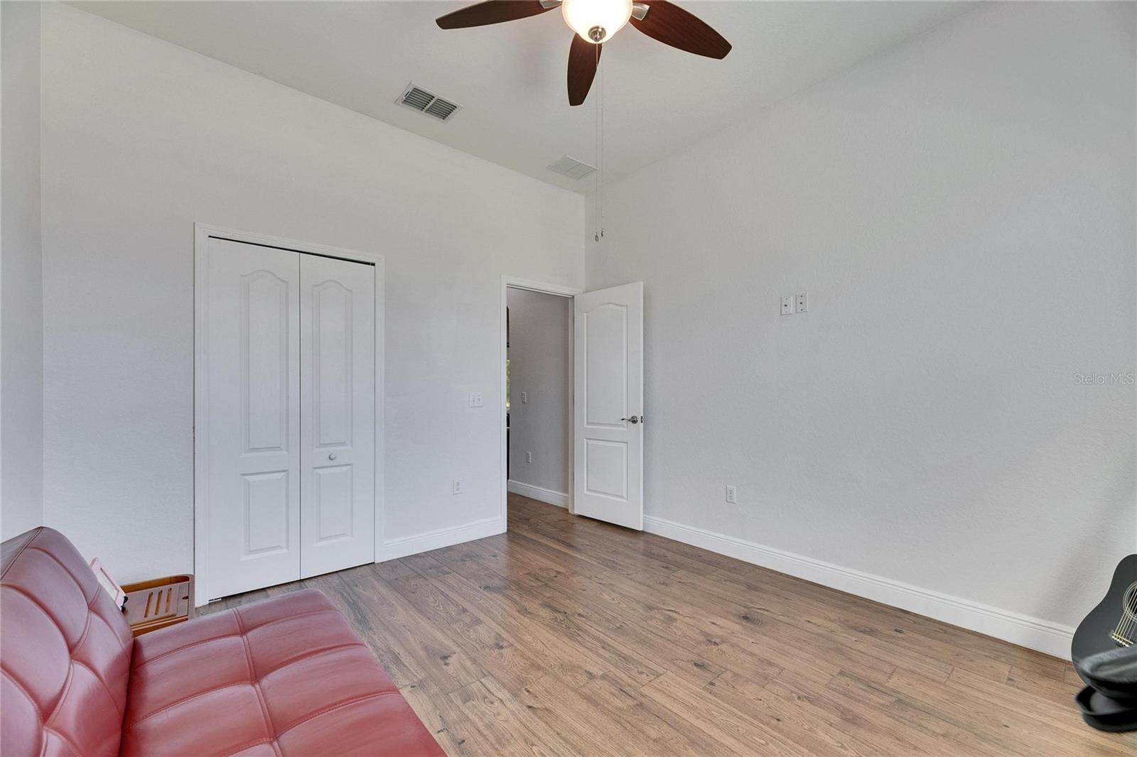 1232 EVERGREEN PARK CIR