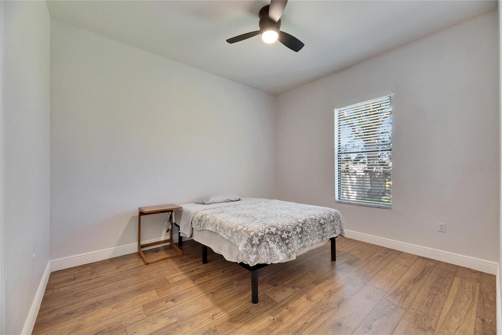 1232 EVERGREEN PARK CIR