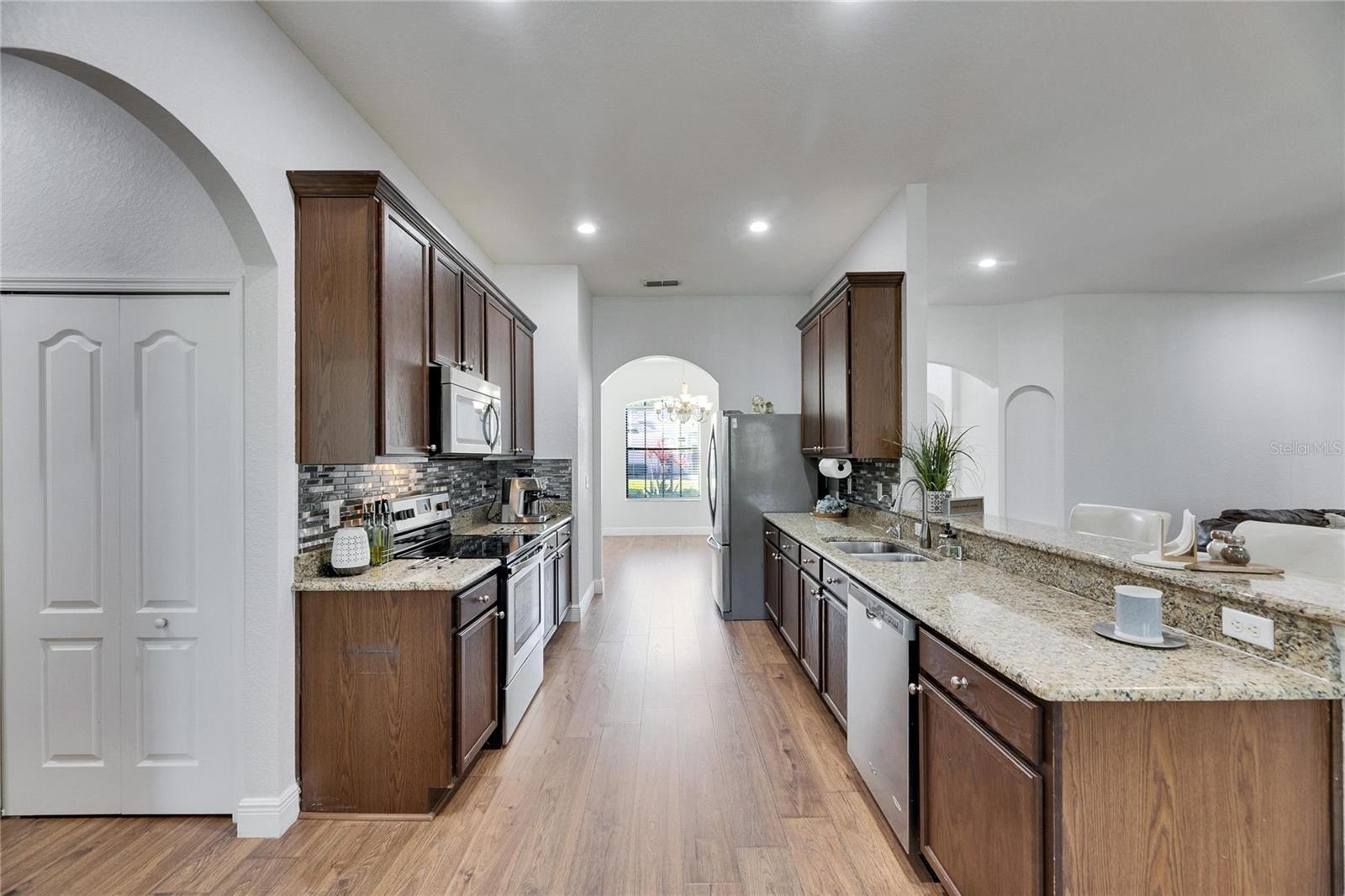 1232 EVERGREEN PARK CIR