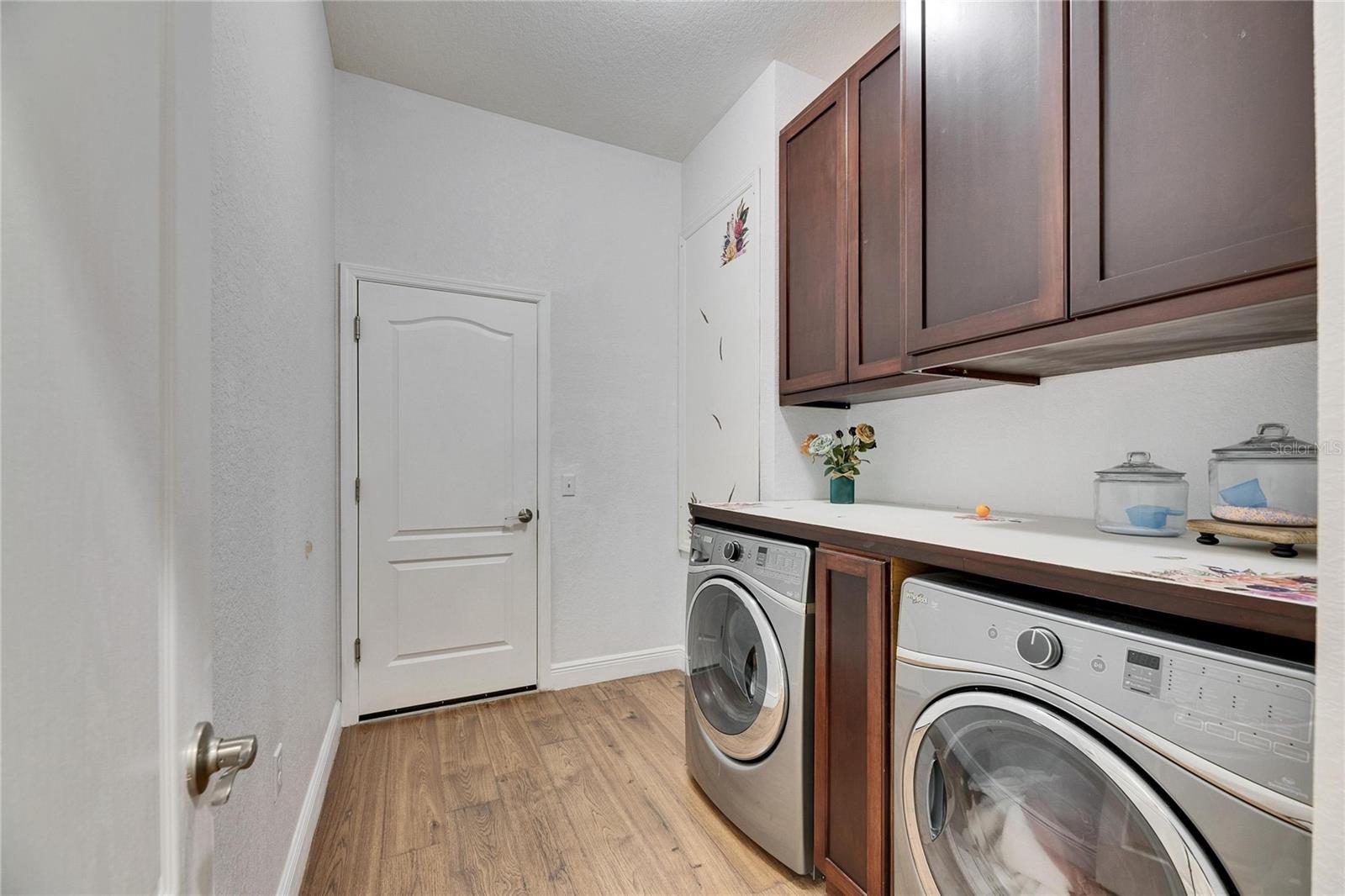 1232 EVERGREEN PARK CIR