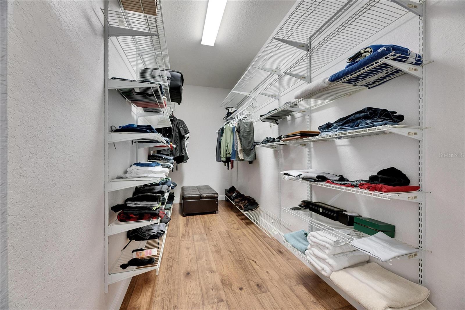 1232 EVERGREEN PARK CIR