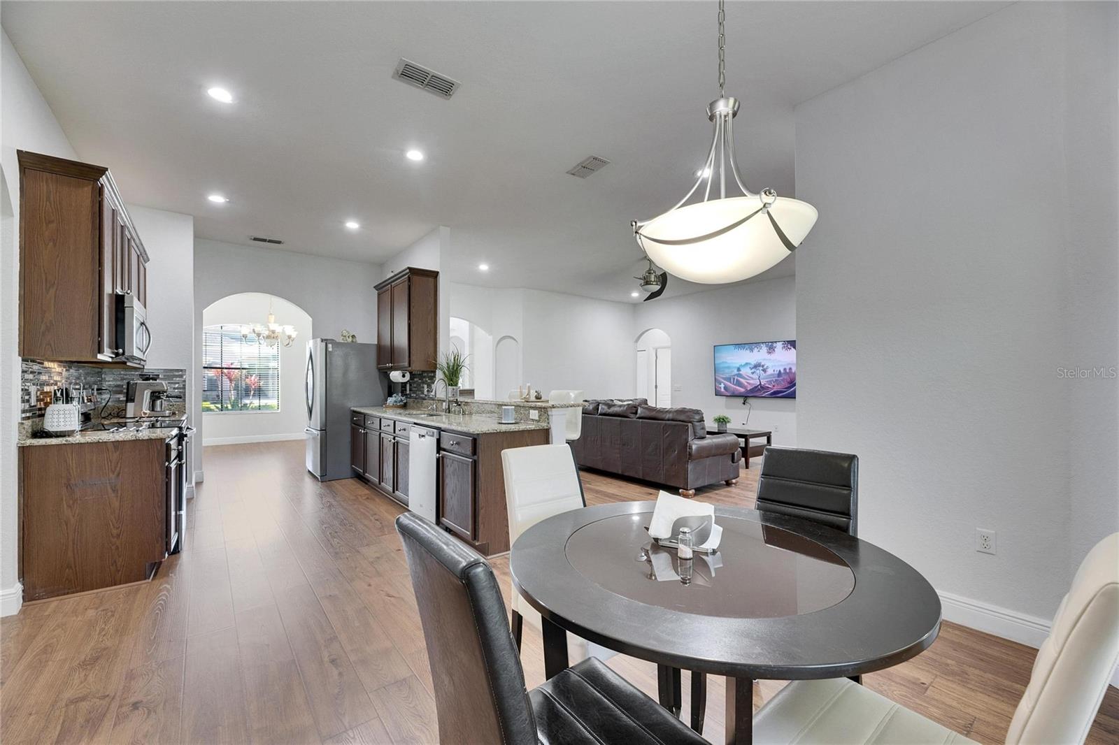 1232 EVERGREEN PARK CIR