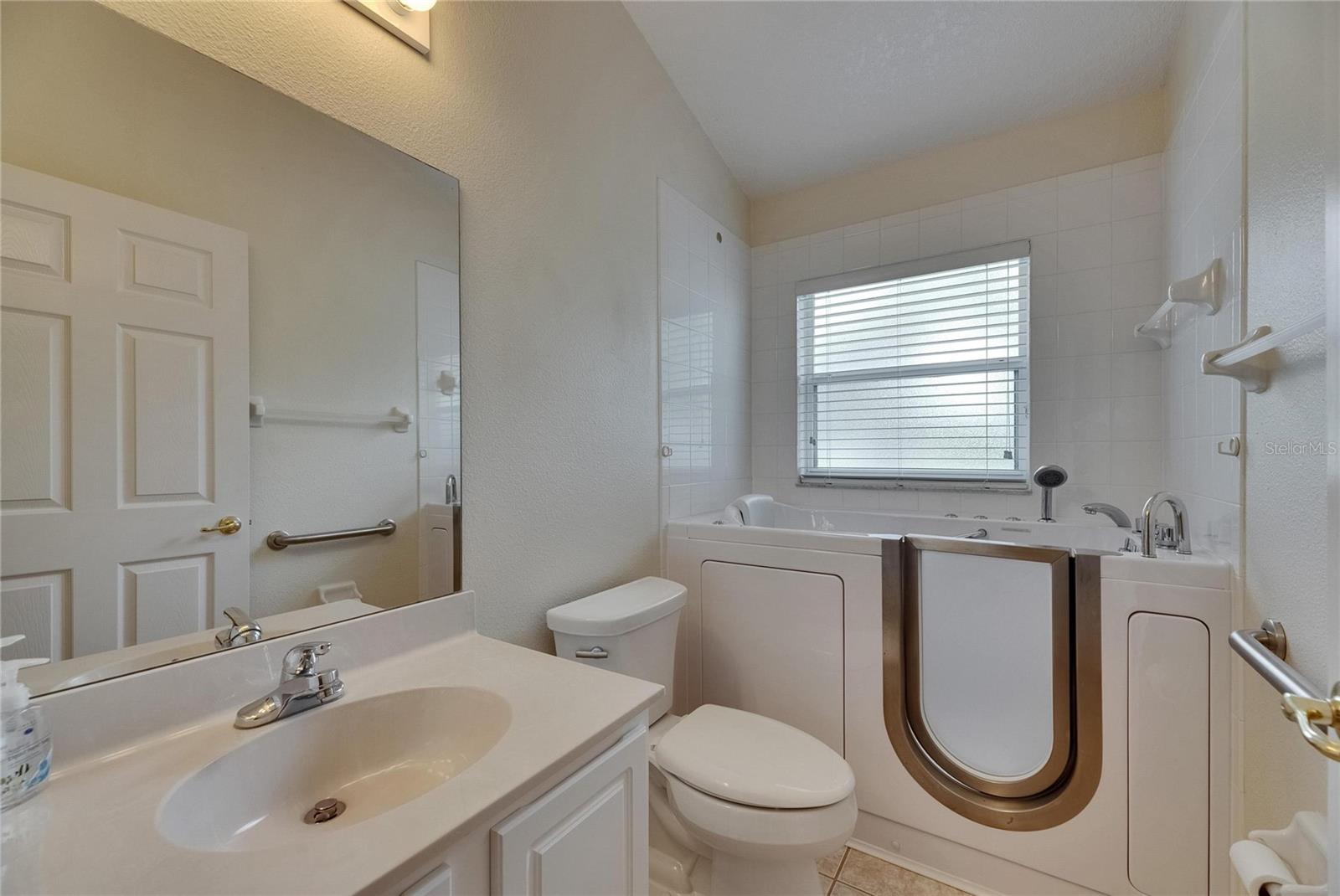 1003 CLEARPOINTE WAY