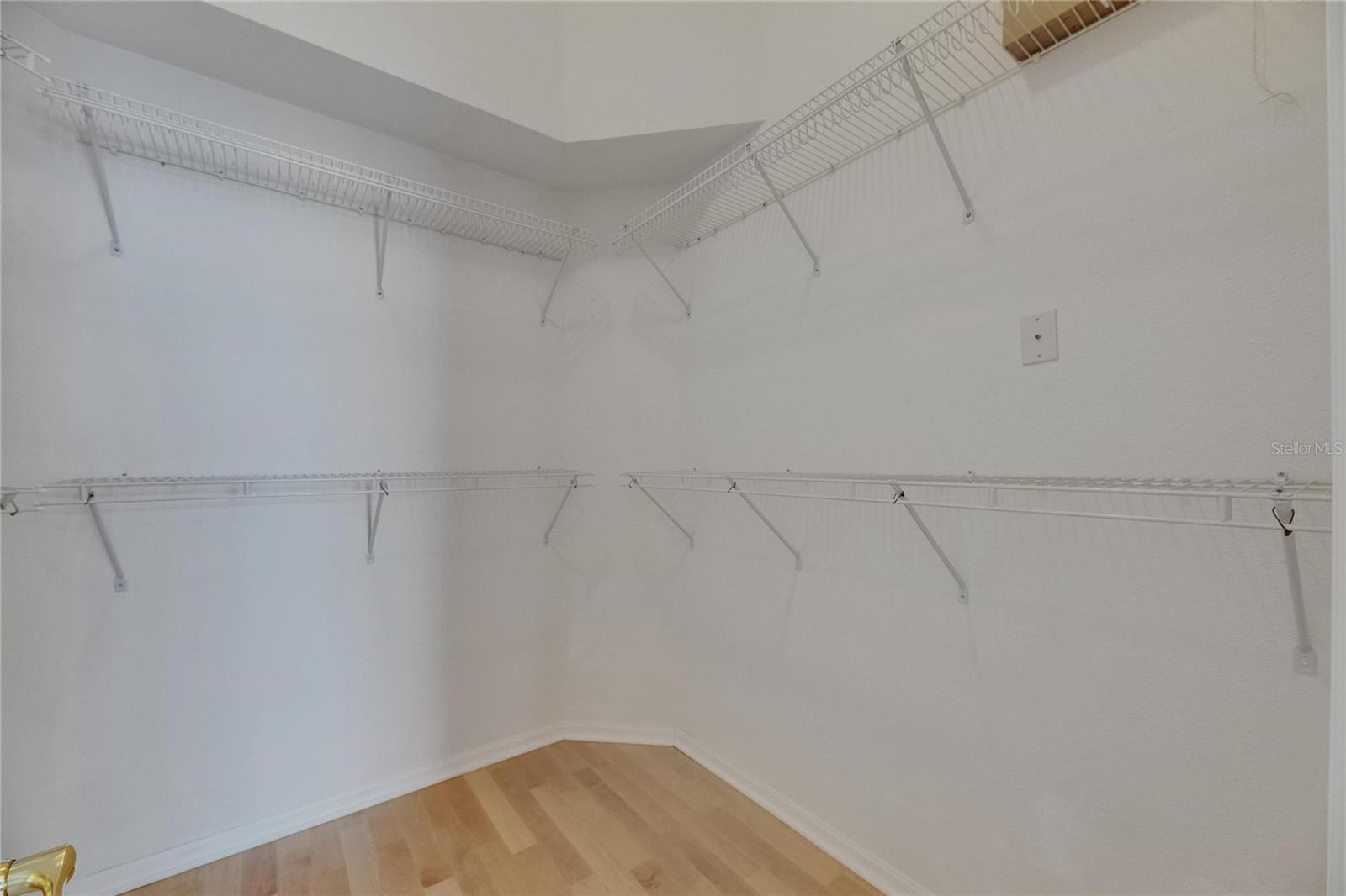 1003 CLEARPOINTE WAY