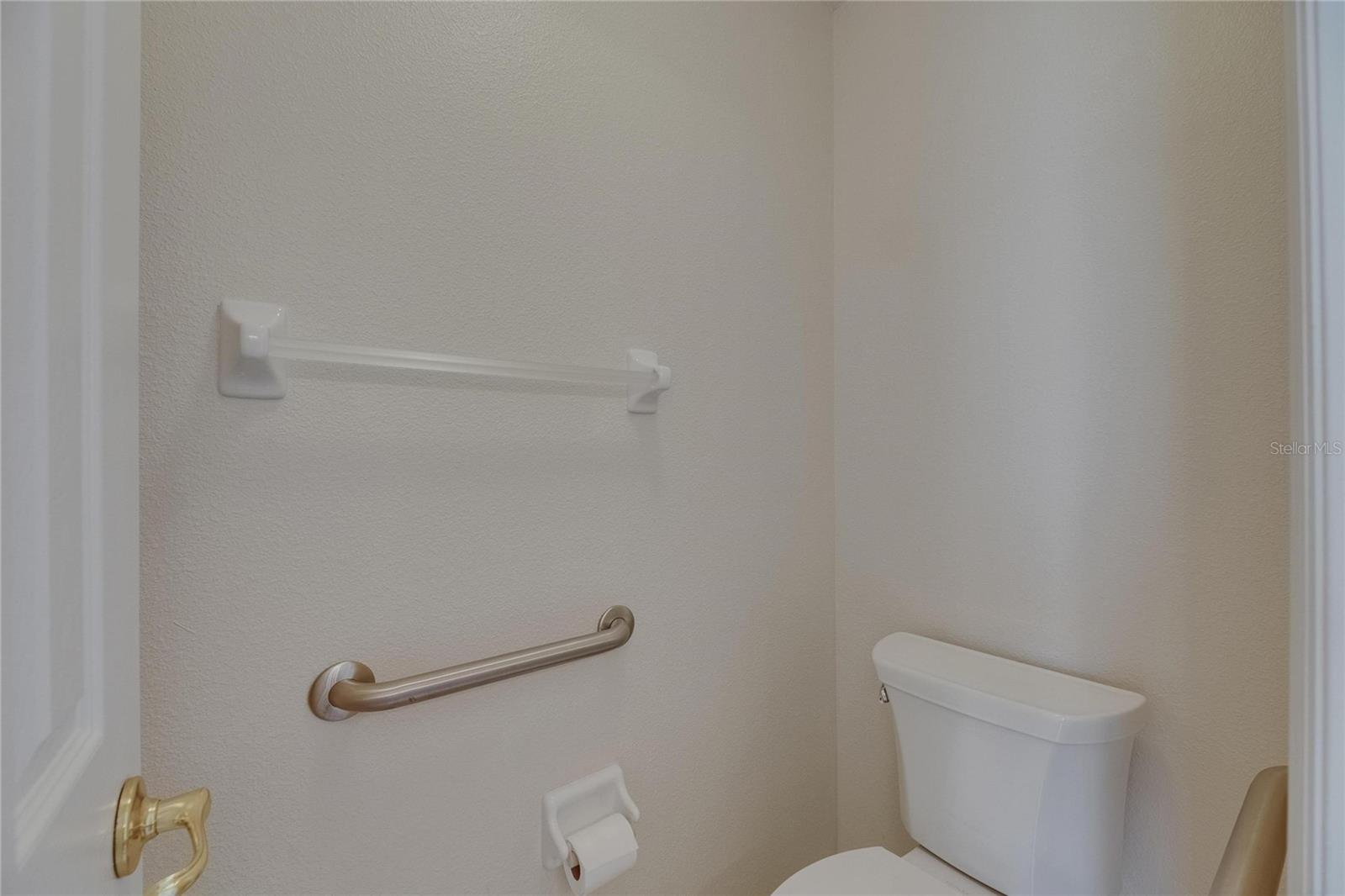 1003 CLEARPOINTE WAY