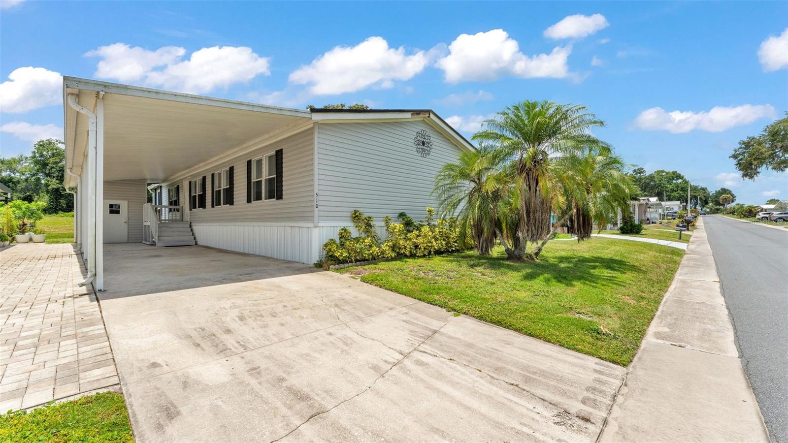 510 CASSANDRA LN