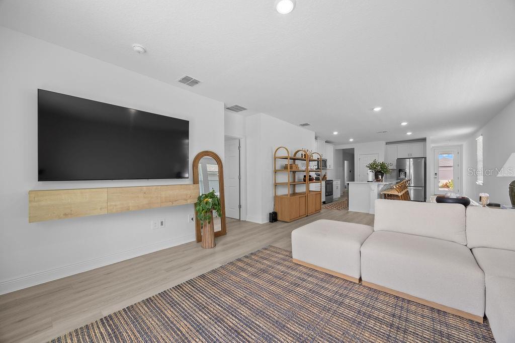 176 LINKS TERRACE BLVD