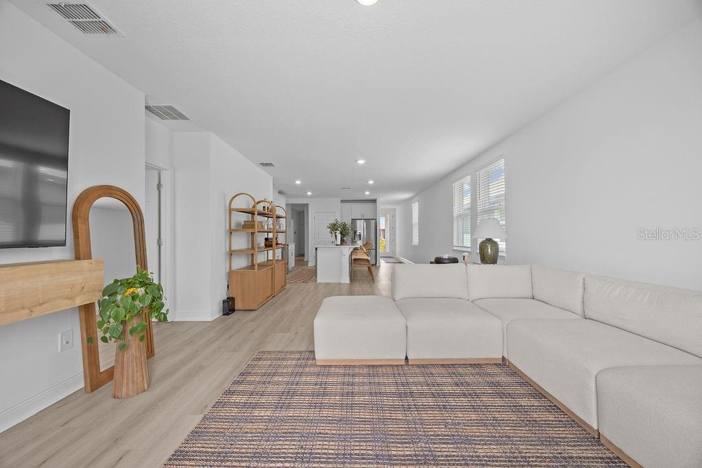 176 LINKS TERRACE BLVD