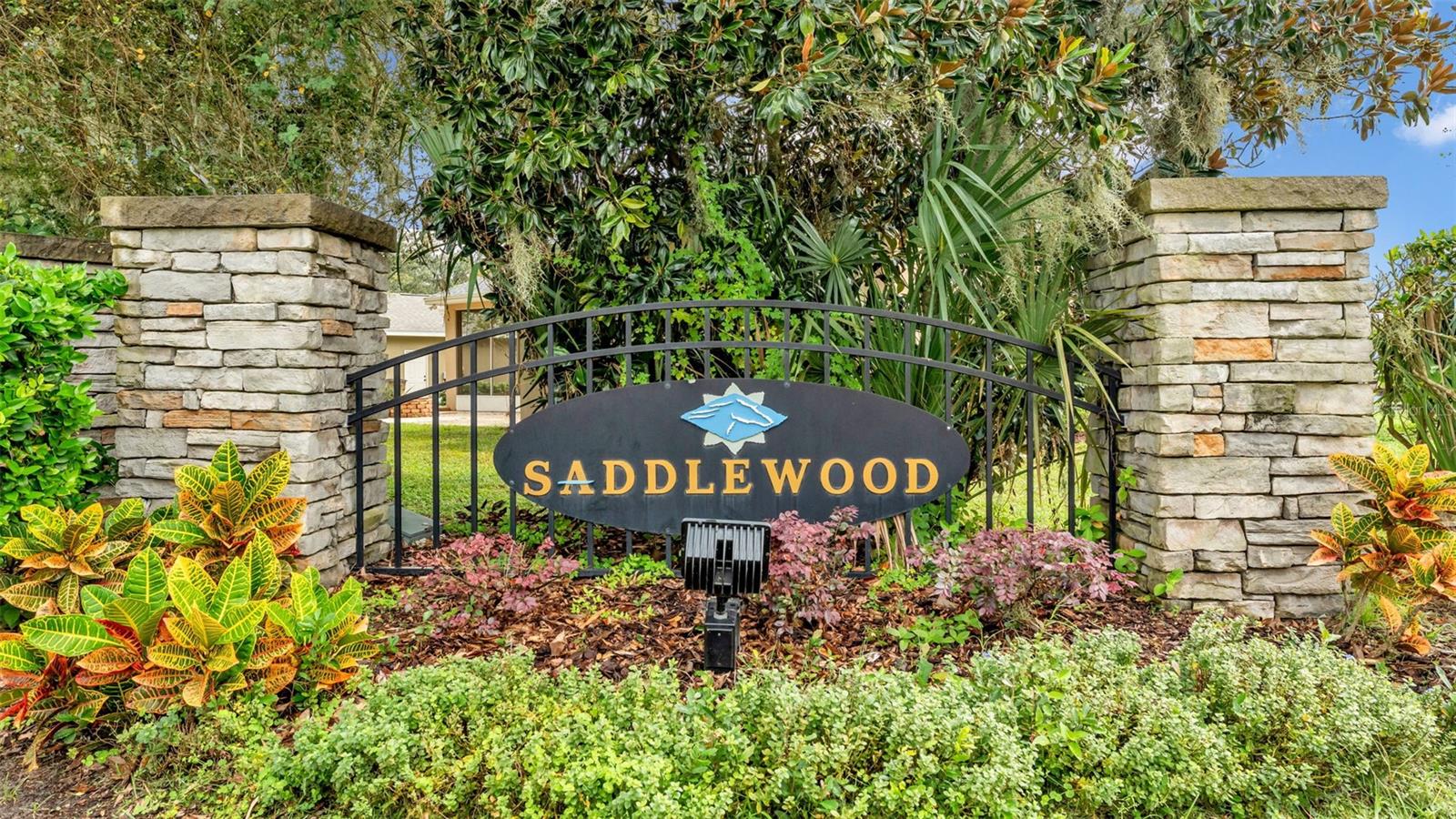 1700 SADDLEWOOD