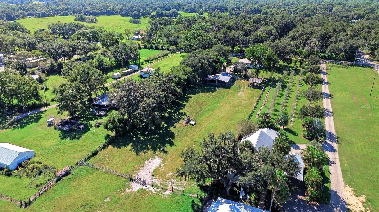 3229 W BELLA VISTA ST