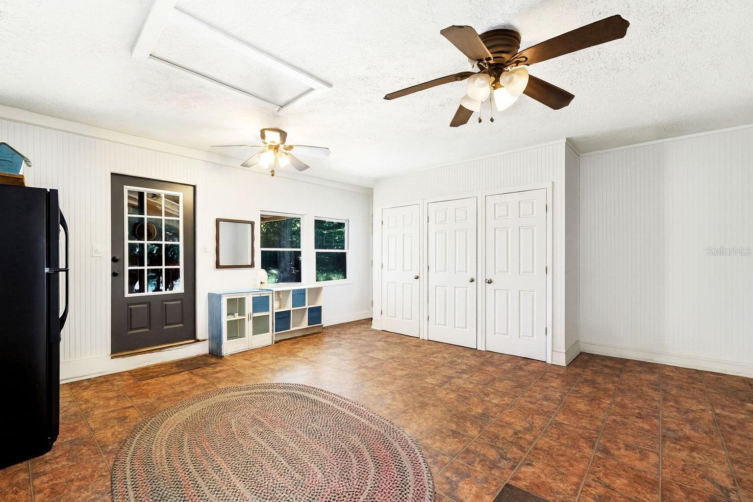 3229 W BELLA VISTA ST