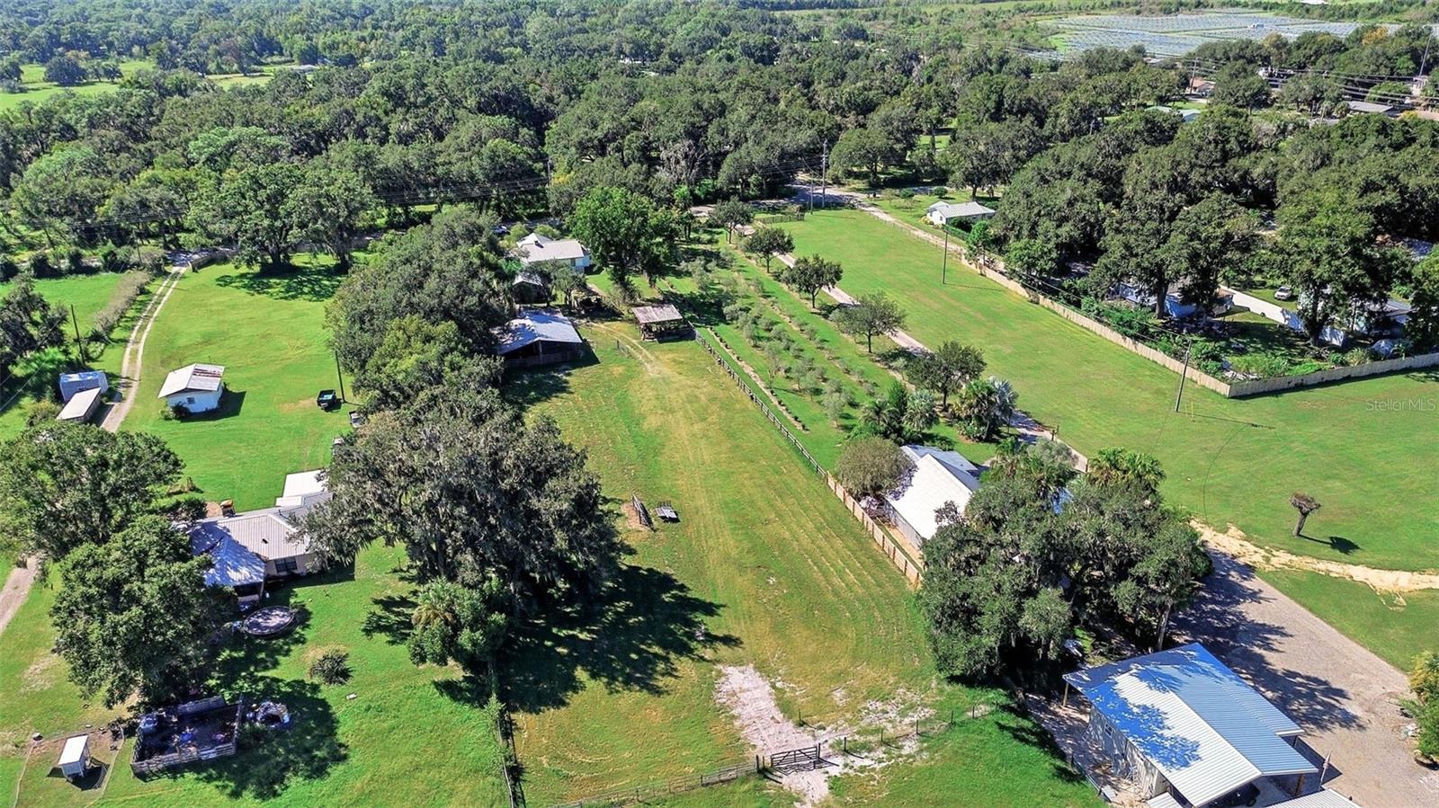 3229 W BELLA VISTA ST