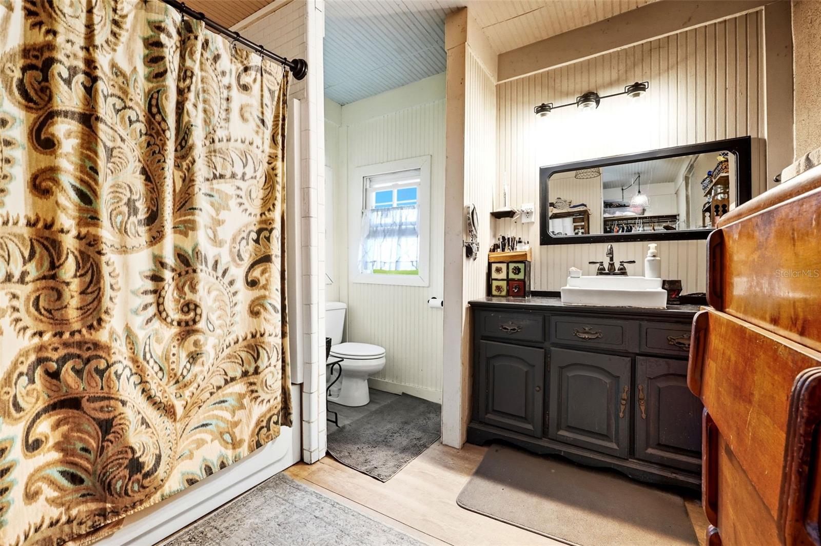 3229 W BELLA VISTA ST