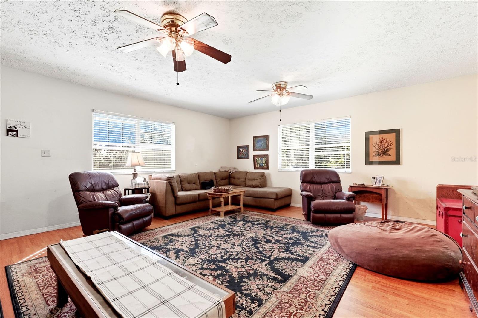 3229 W BELLA VISTA ST