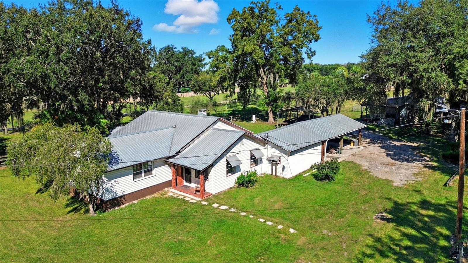 3229 W BELLA VISTA ST