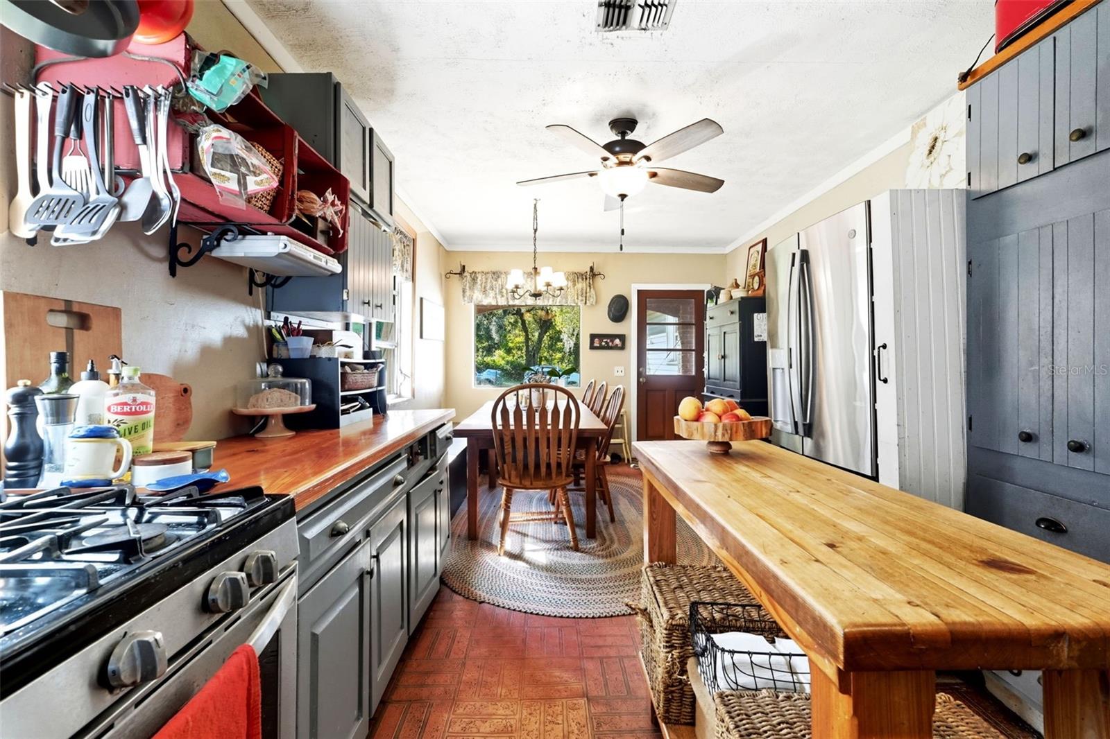 3229 W BELLA VISTA ST