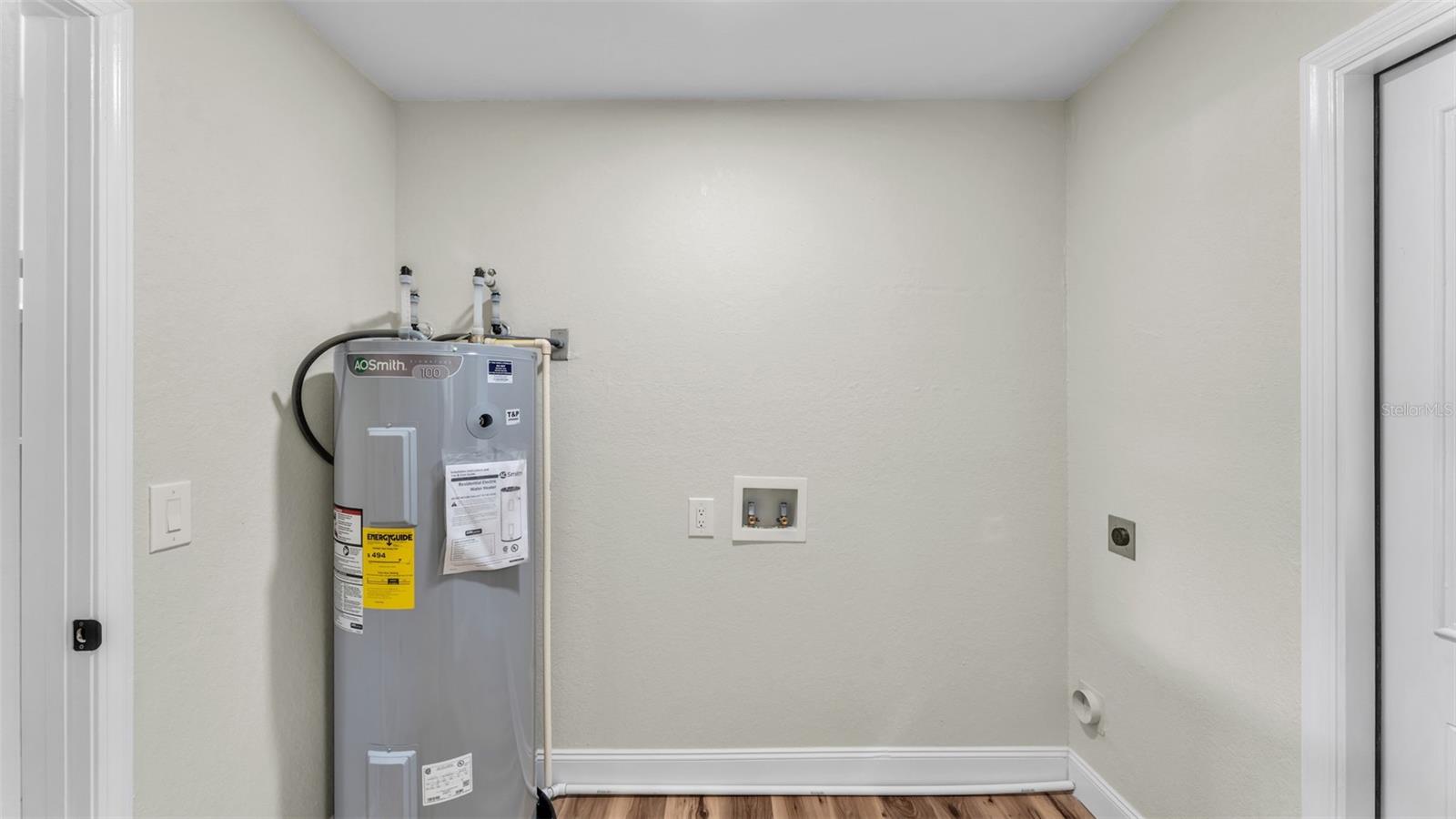 5322 FORESTBROOK DR E