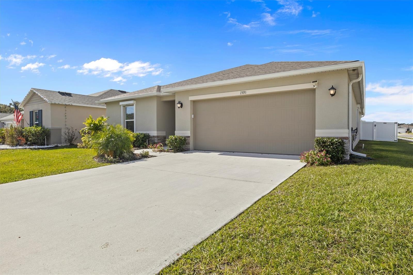 1591 MATTIE POINTE PL