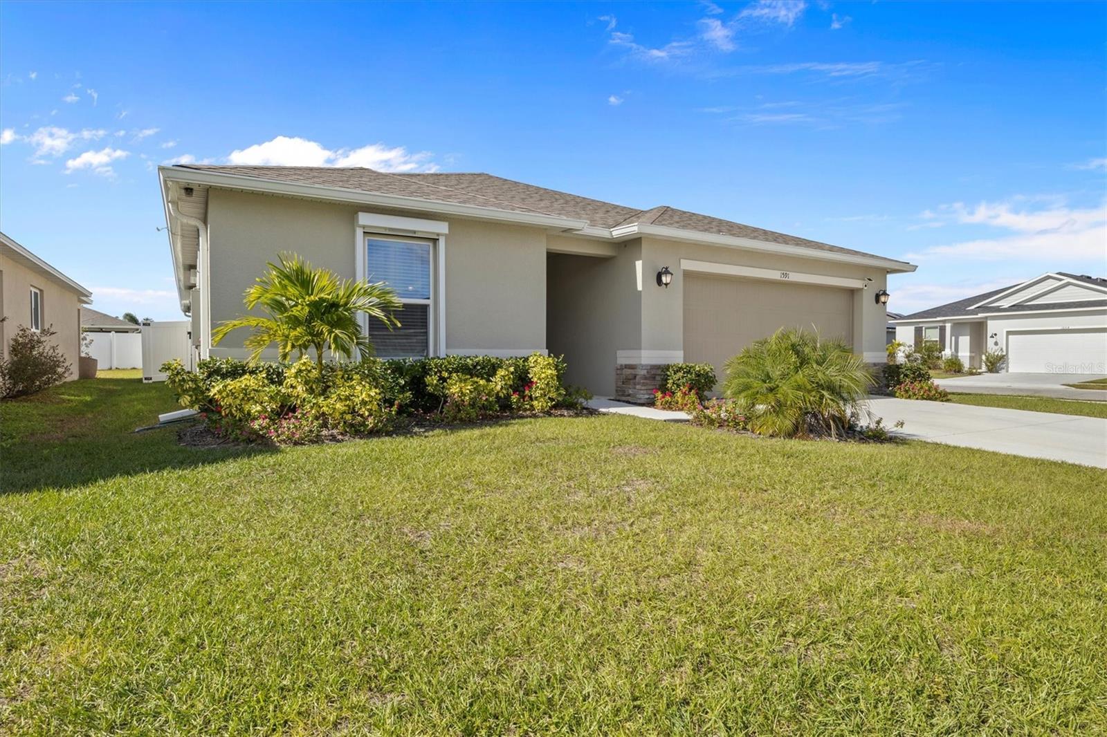 1591 MATTIE POINTE PL