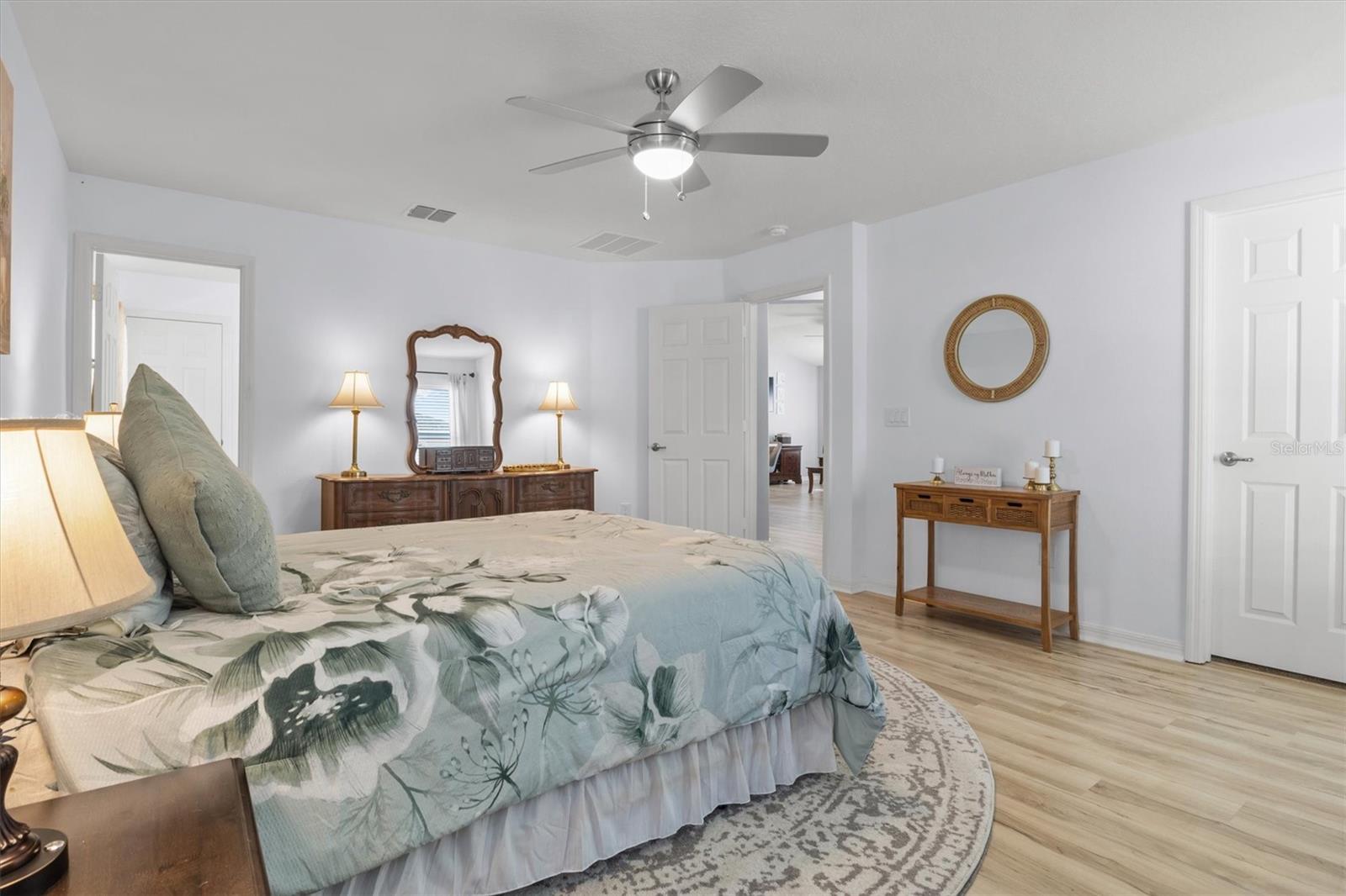 1591 MATTIE POINTE PL