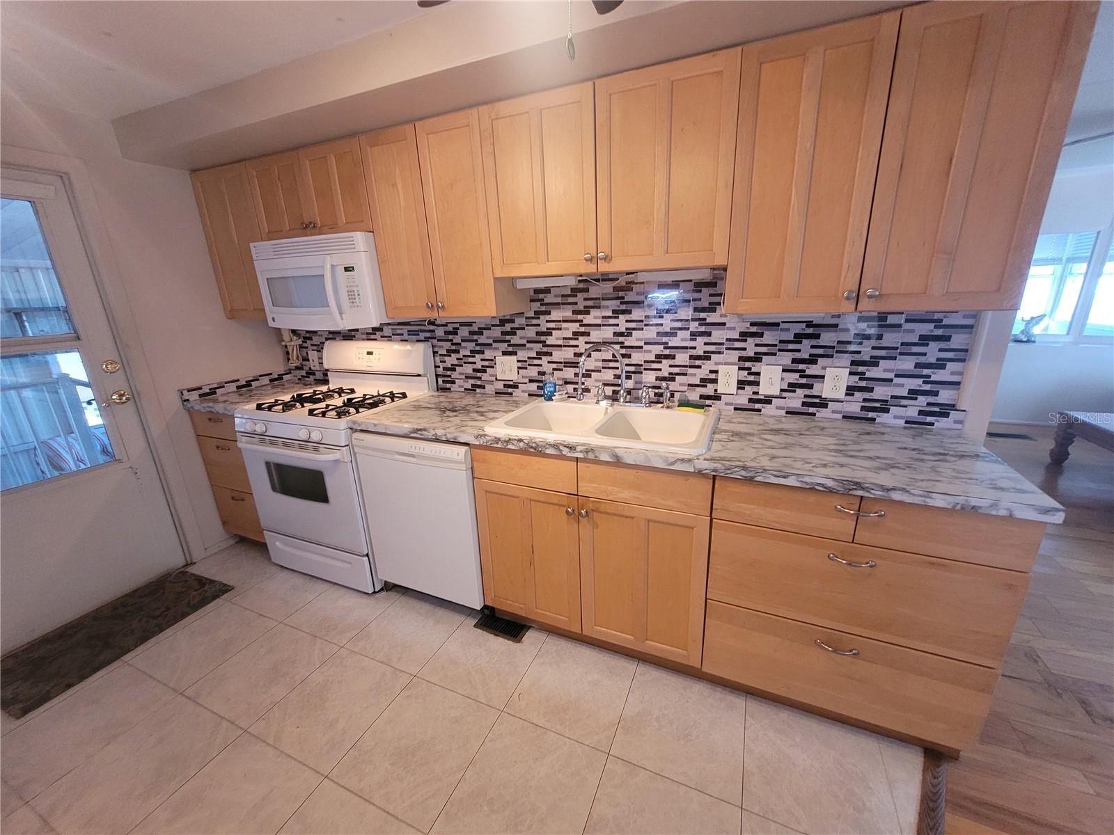 3039 SEGO LN