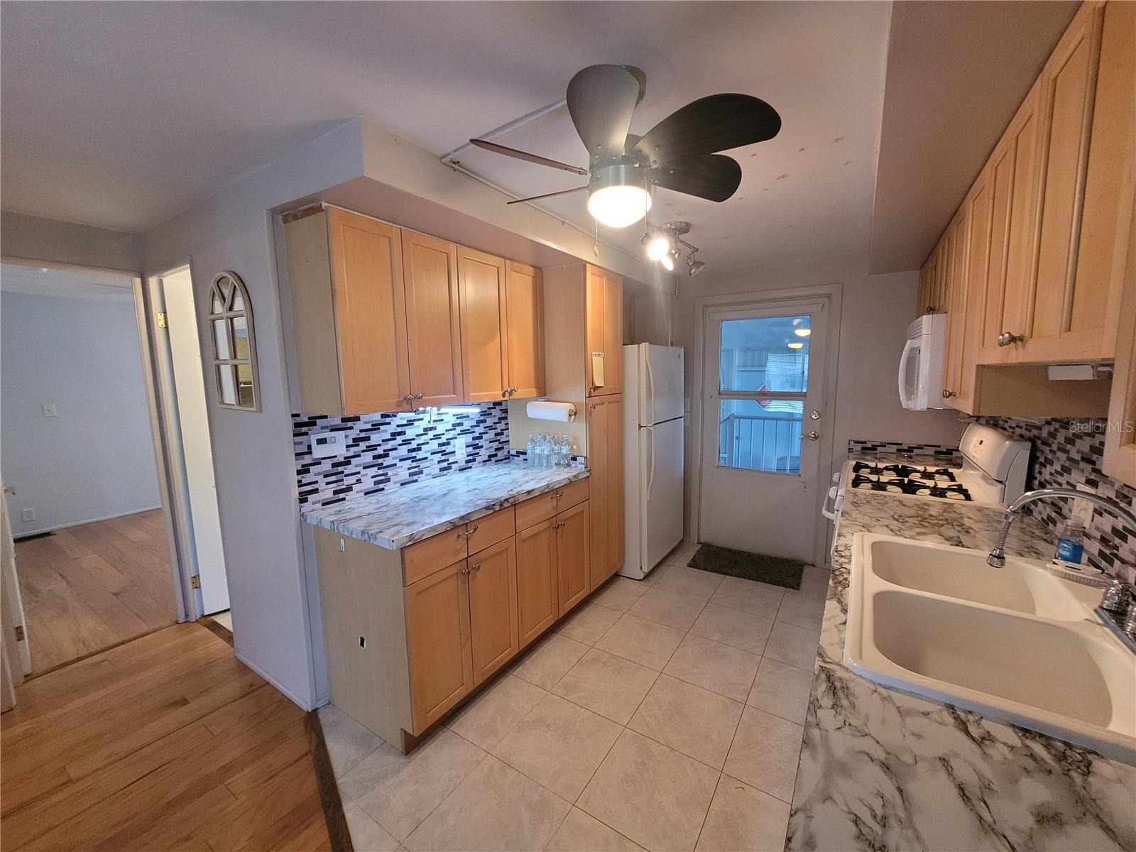 3039 SEGO LN
