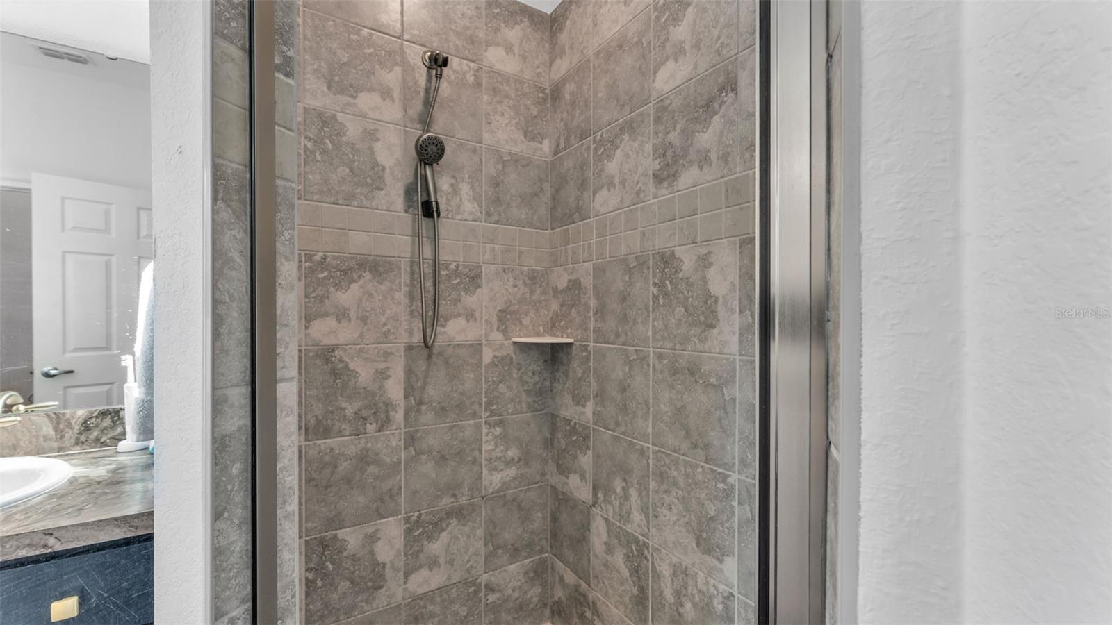 330 TRAVELERS CREEK DR