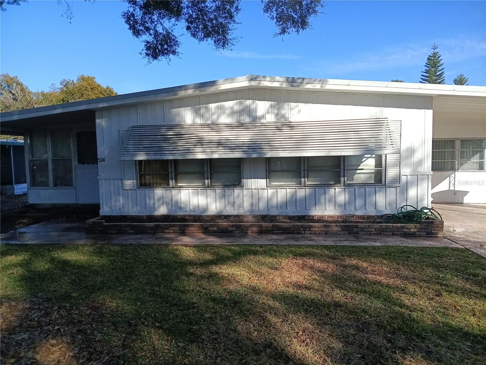 524 OAK RIDGE W