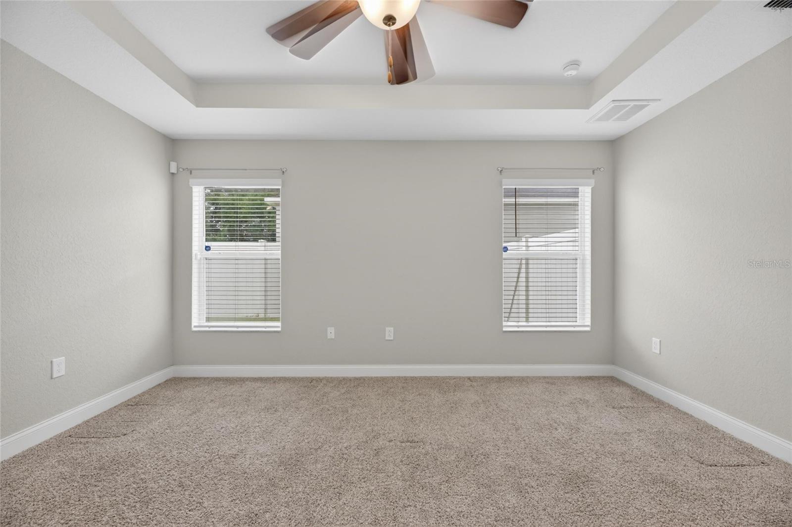 3039 PEARLY DR