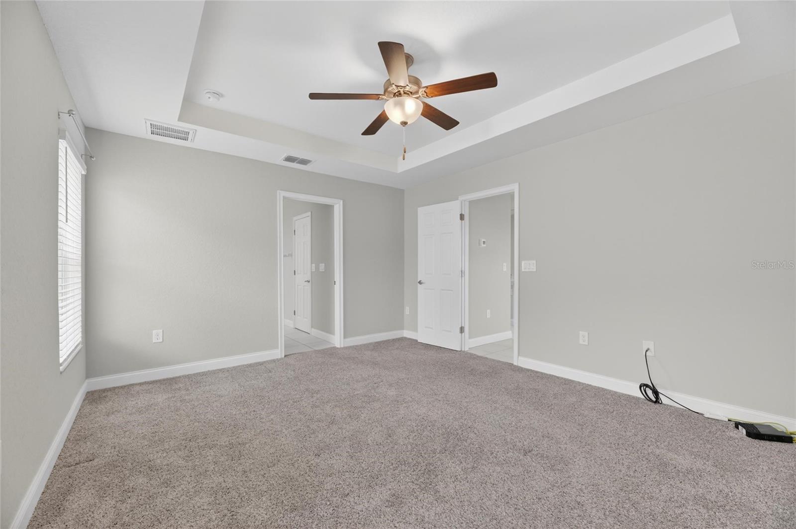 3039 PEARLY DR