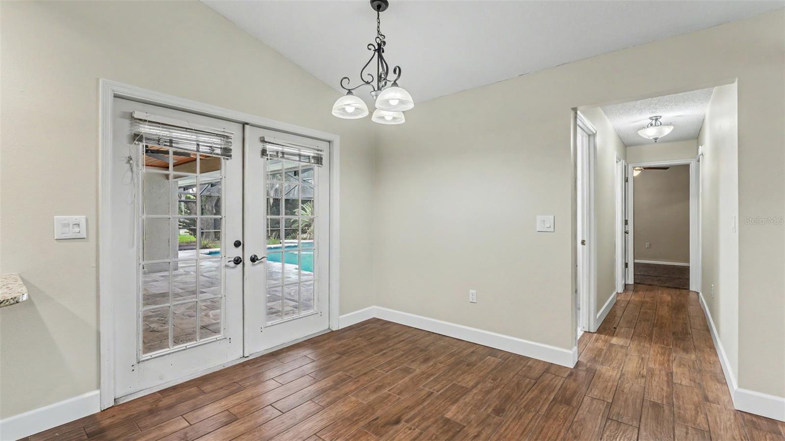 1428 N TIMBERIDGE LOOP