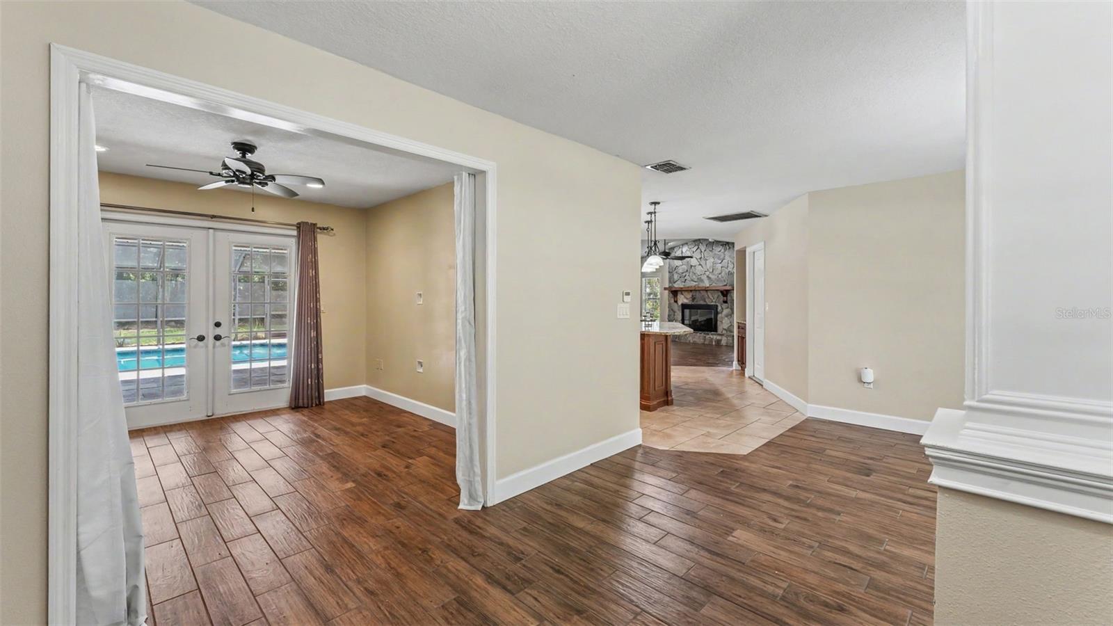 1428 N TIMBERIDGE LOOP