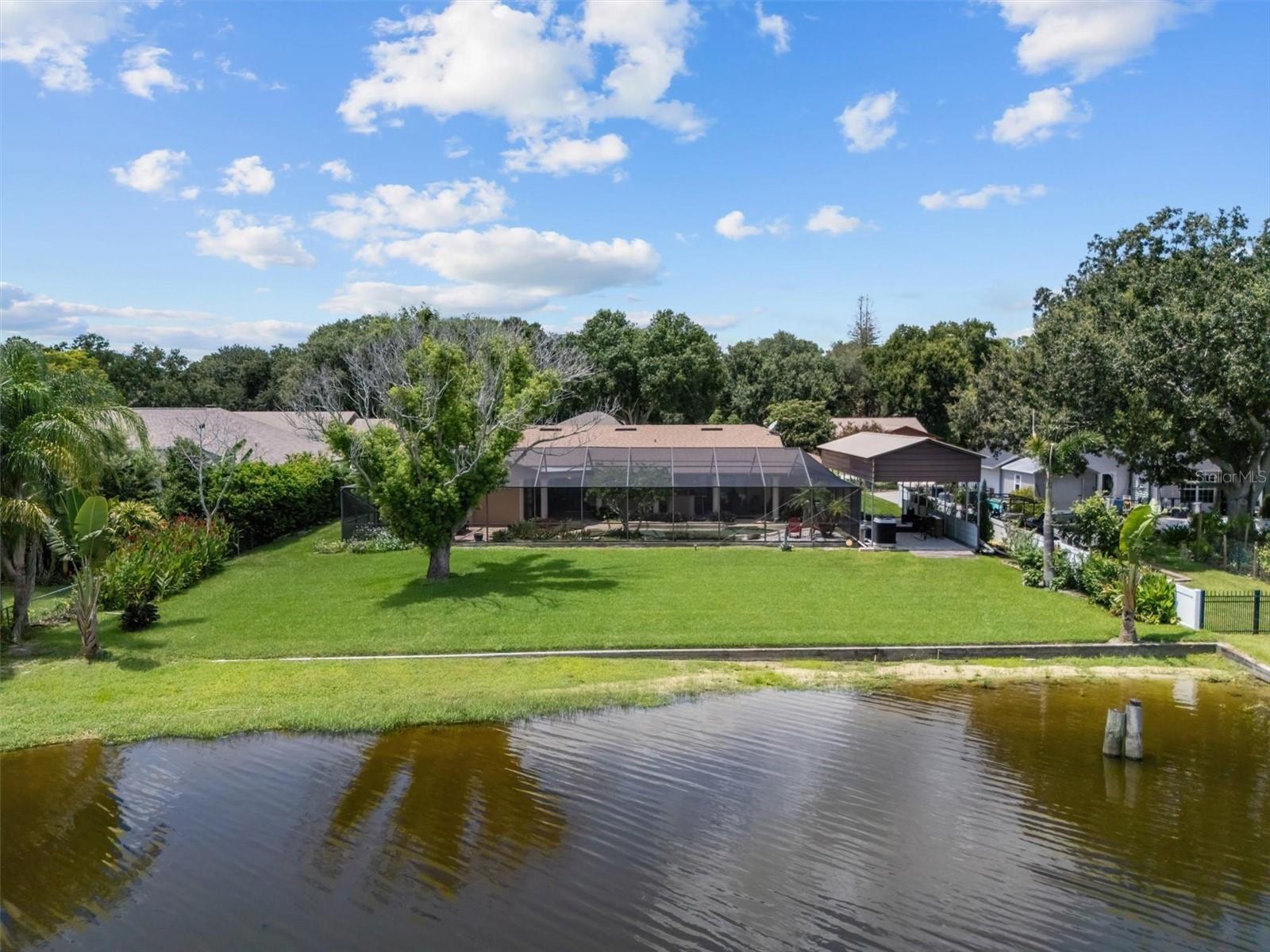 926 VAN DR