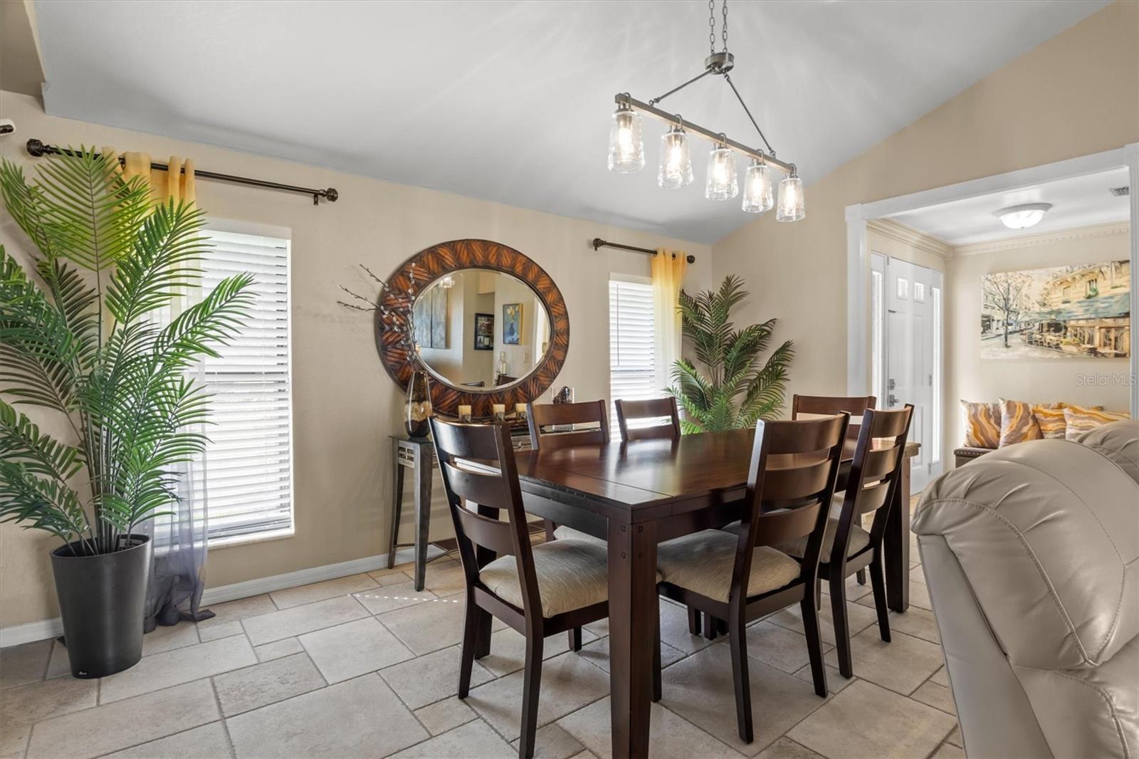 926 VAN DR