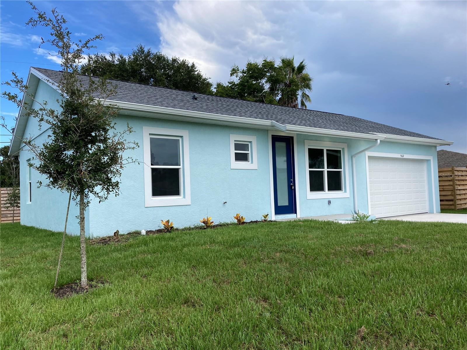 562 FLAMINGO RD