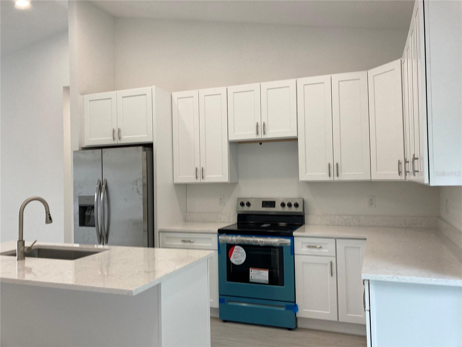 562 FLAMINGO RD