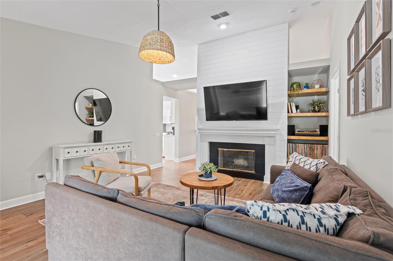 10610 CHERRY OAK CIR