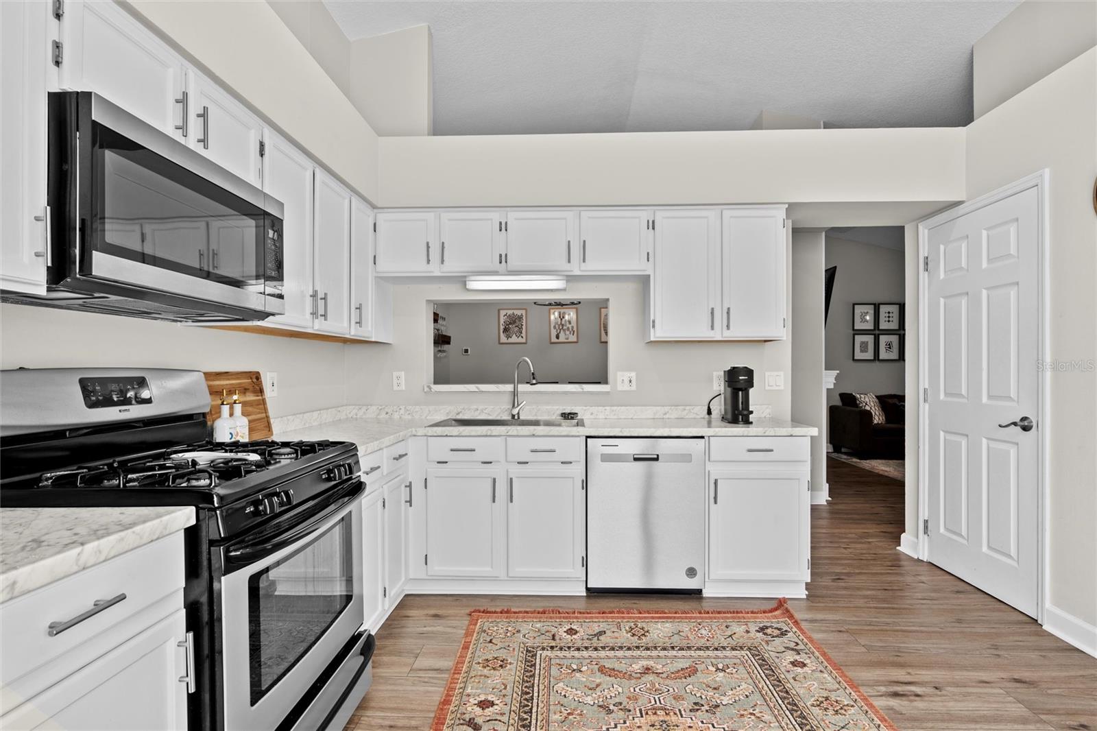 10610 CHERRY OAK CIR