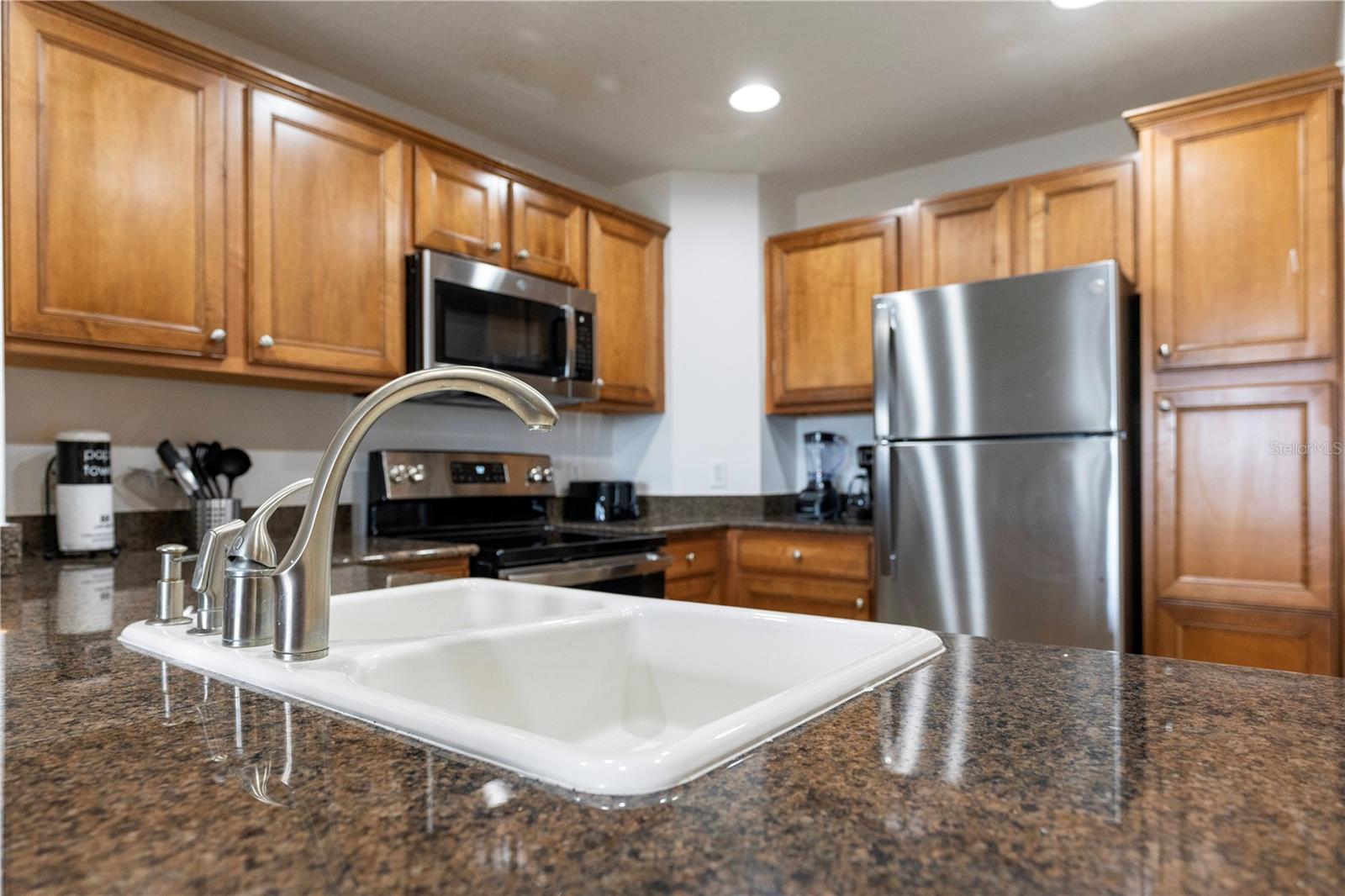7637 HERITAGE CROSSING WAY #301