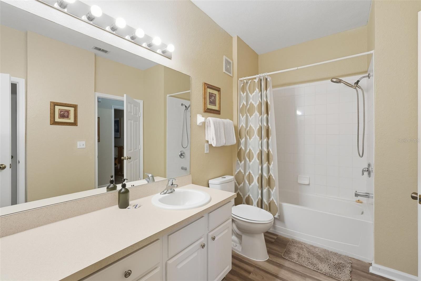 2778 ALMATON LOOP #104